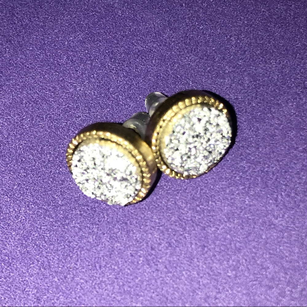 Earrings Silver Druzy Crystal Round Stud Earrings NEW Resin Gold Color Details